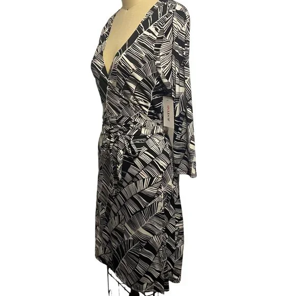 Just Fab Black & White Banana Leaf Wrap Dress M - Picture 9 of 12